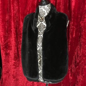 Talbots Women’s XL Black Fuzzy Vest